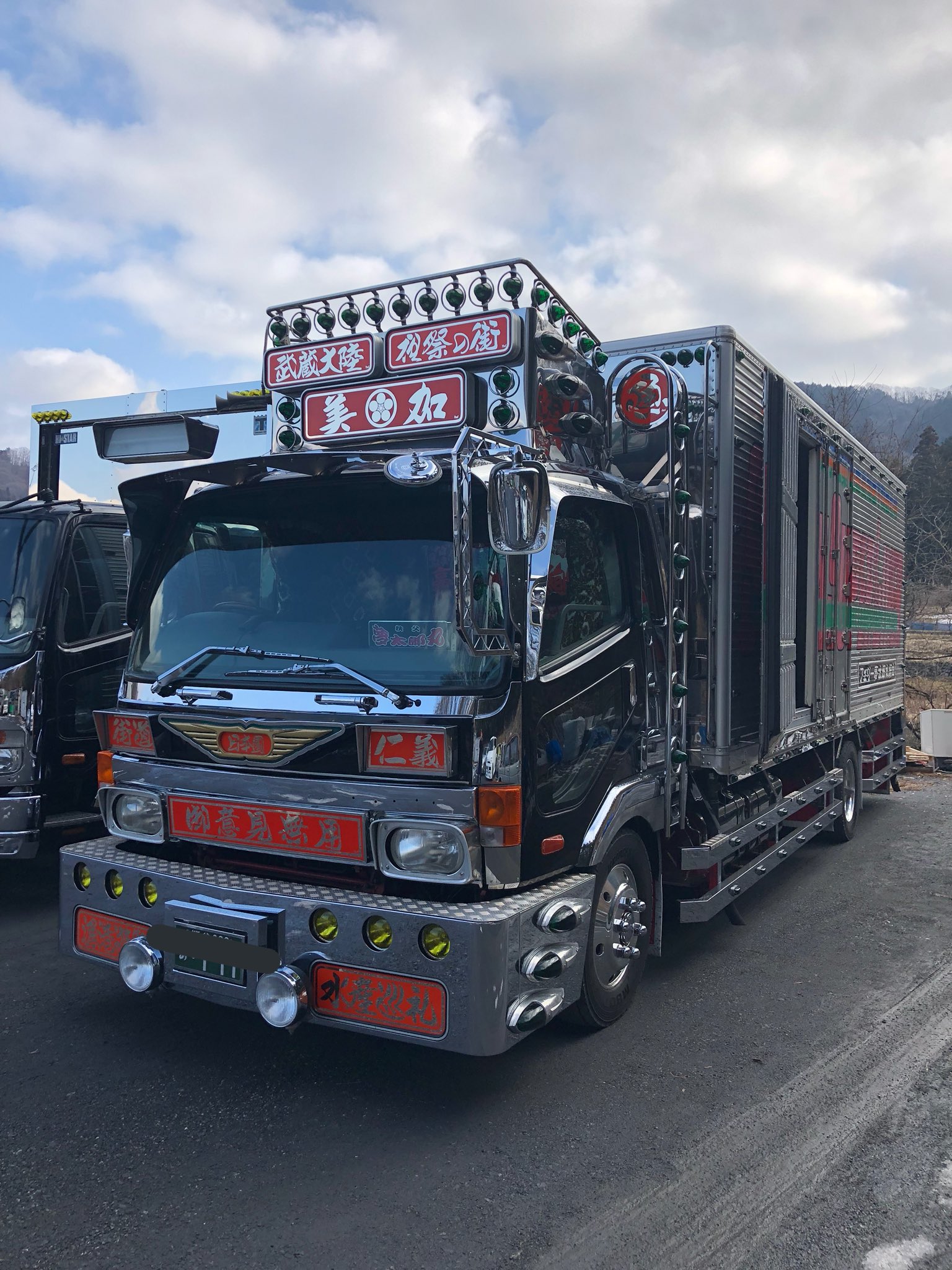 激レア】三菱ふそう・ファイター FUSO 輸出仕様トラック野郎