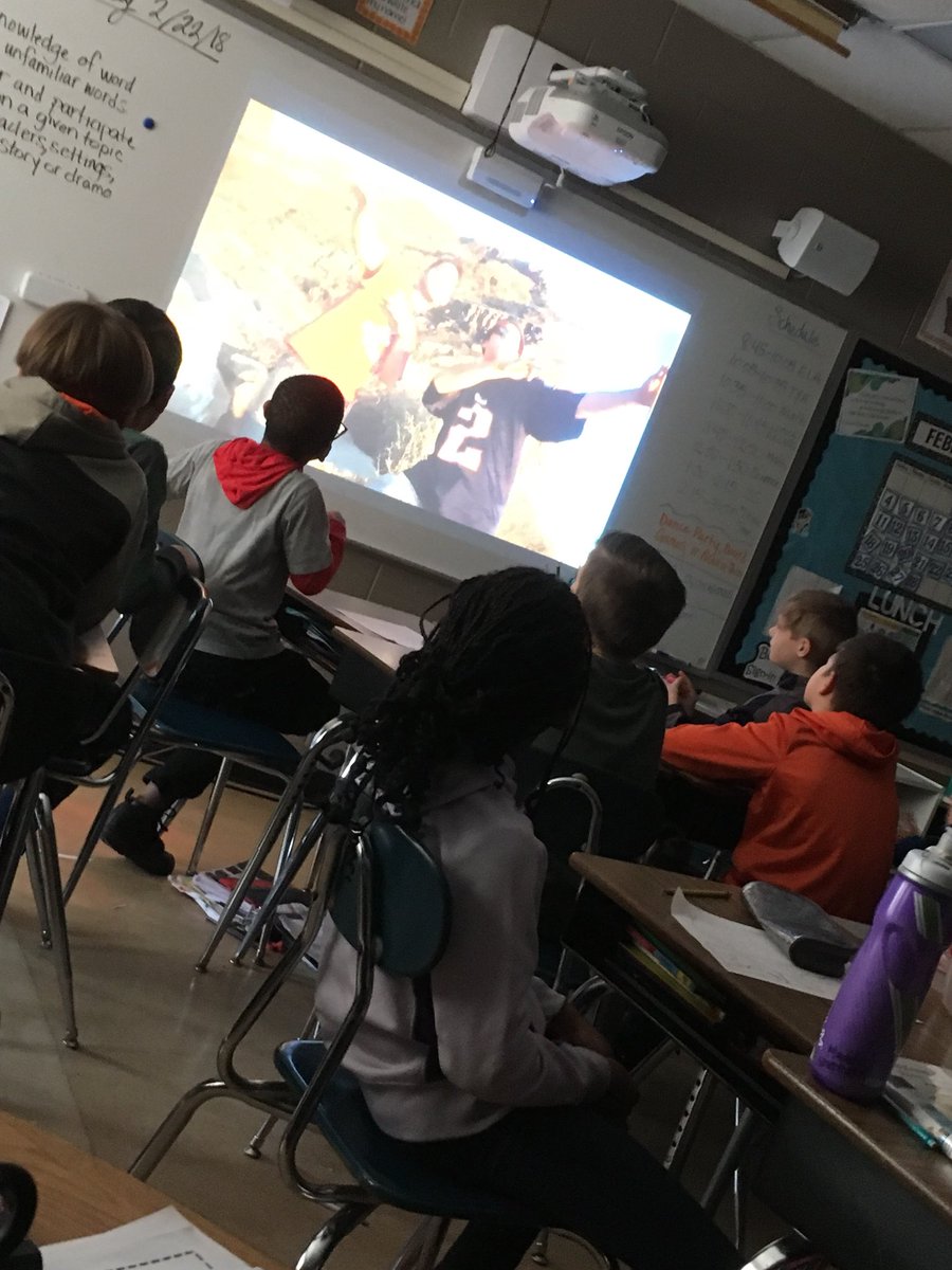 Duds_Clock's tweet photo. Bill of Rights Rap was a hit today, and we are ready for this Bill of Rights Quiz in social studies. 😊👍🎵 https://t.co/O3idBRSFgN