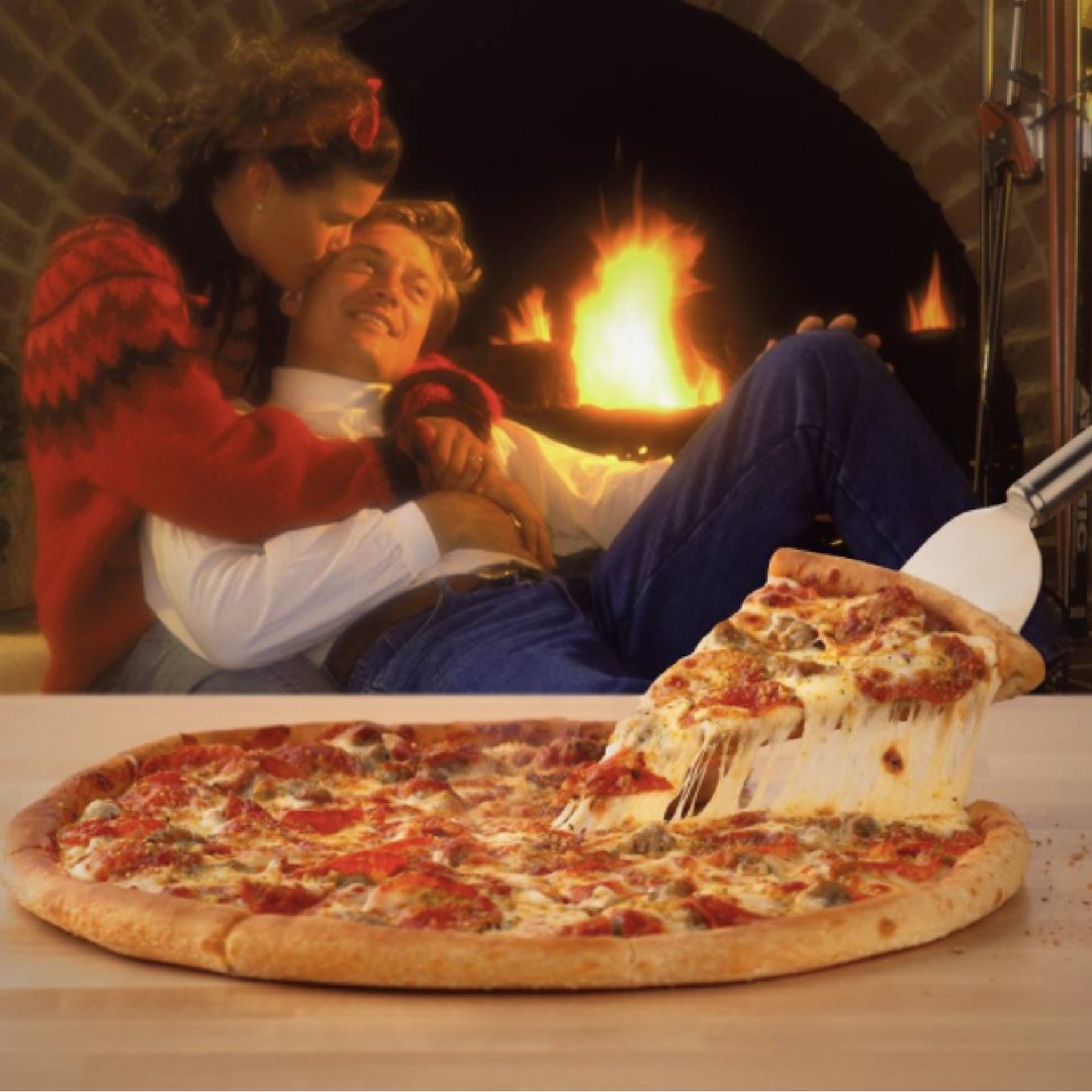 PJ_Yakima's tweet photo. Where does pizza taste the best? 
1. Sporting events 
2. Birthday Parties 
3. At Home 
4. Other https://t.co/pGQTum7N4W