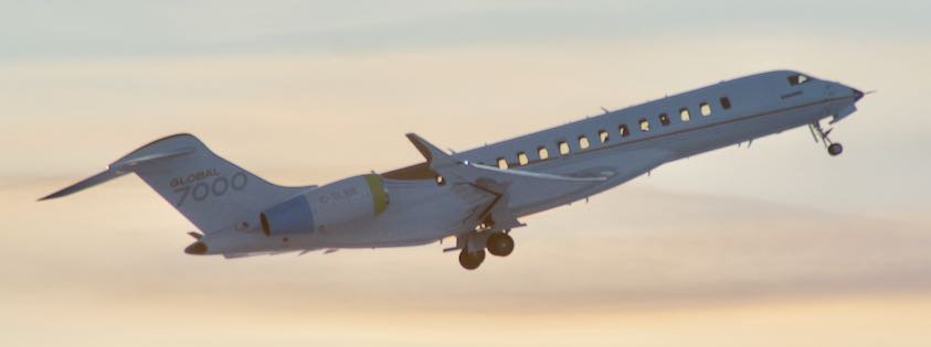 FrankReardon1's tweet photo. Taking-off for a test flight in #Iqaluit #Nunavut a 2017 @bombardierjets #CGLBR #GL7T BD-700-1A10 #Global7000 during #ColdWeatherTesting #YFBSpotters FEB.22.2018 @HeadsUpAviation https://t.co/pzZFvxy16V