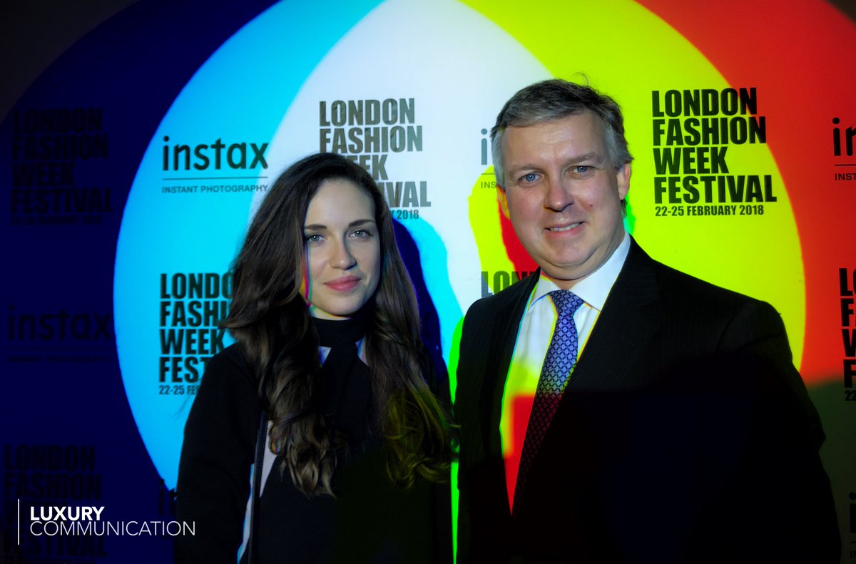 LUXCOM's tweet photo. Our UK team on the floor at the #londonfashionweek - a #redcarpet of choice with Amandine Allaire (UK Rep) and Gérald Lampaert (CEO) @LUXCOM #lifebeautifullyorganised #luxurycommunication #lfwf #london #fashion #week #LFWF #LFWFestival @luxcomfr https://t.co/WIZfsoGgR6