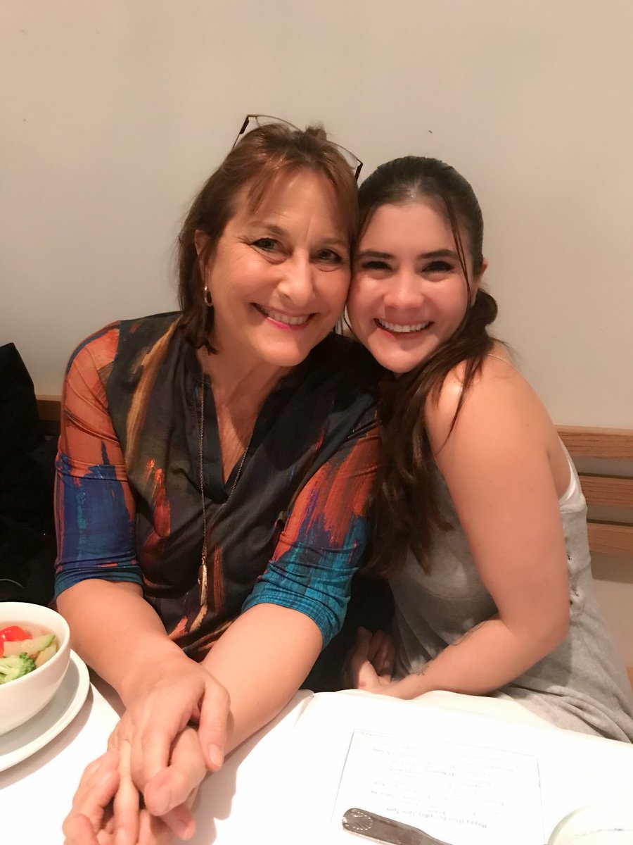 MiliziaCristina's tweet photo. One of my favorite VO ladies of all time.:) I loves my @KatieLeighVO ! 💖❤️💖❤️💖 #voxyladies #voxynight #vofriends #volegend #voiceofyourchildhood #voiceover #voiceoveractor #goodtimes #instapic #ladiesnightout https://t.co/4tdHYzxTEO