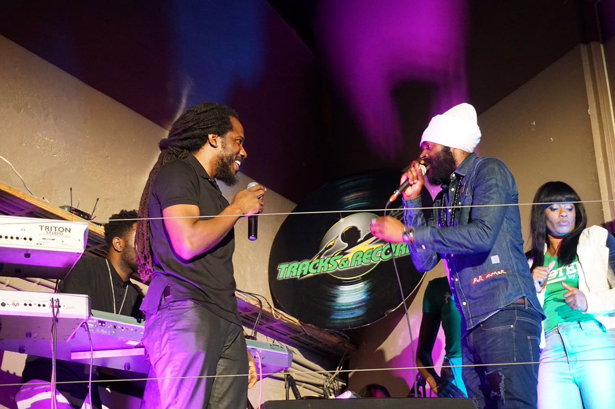 JohnjohnSocial's tweet image. @Wayne_Marshall × @BugleAn9ted performs #socialmedia at kingston hot spot #tracksandrecords @gmatalon