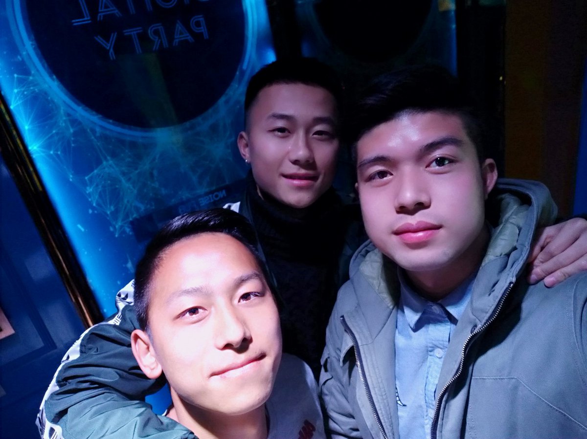 Athurlovewade's tweet photo. 不喜欢到处巴结别人的人 https://t.co/HdoopwLafy