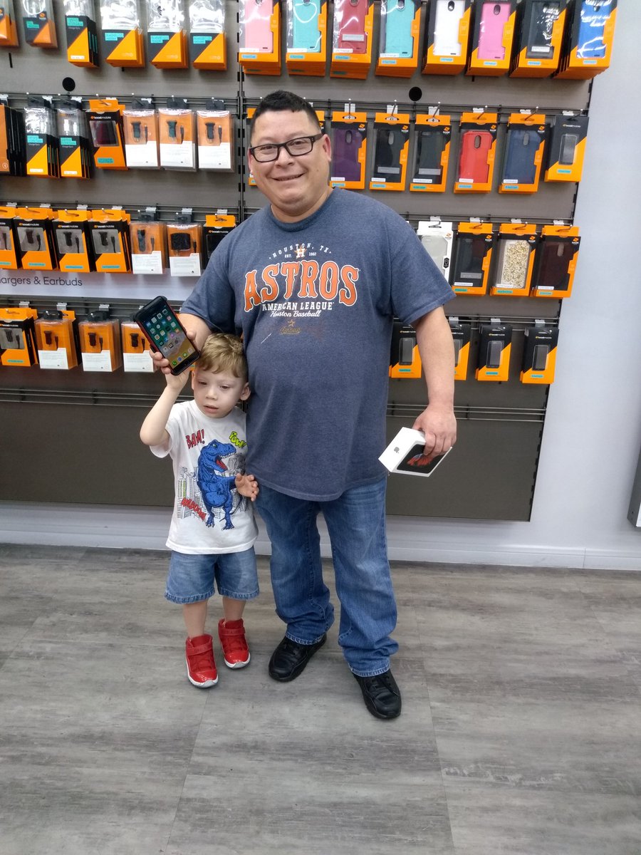 MML502NORMANDY's tweet image. iPhone 6s plus for upgrade @elterevanspg @erikabyerly281 @MMLWIRELESS @MassothMitchell
#HouTax18
#BoostNationEvent