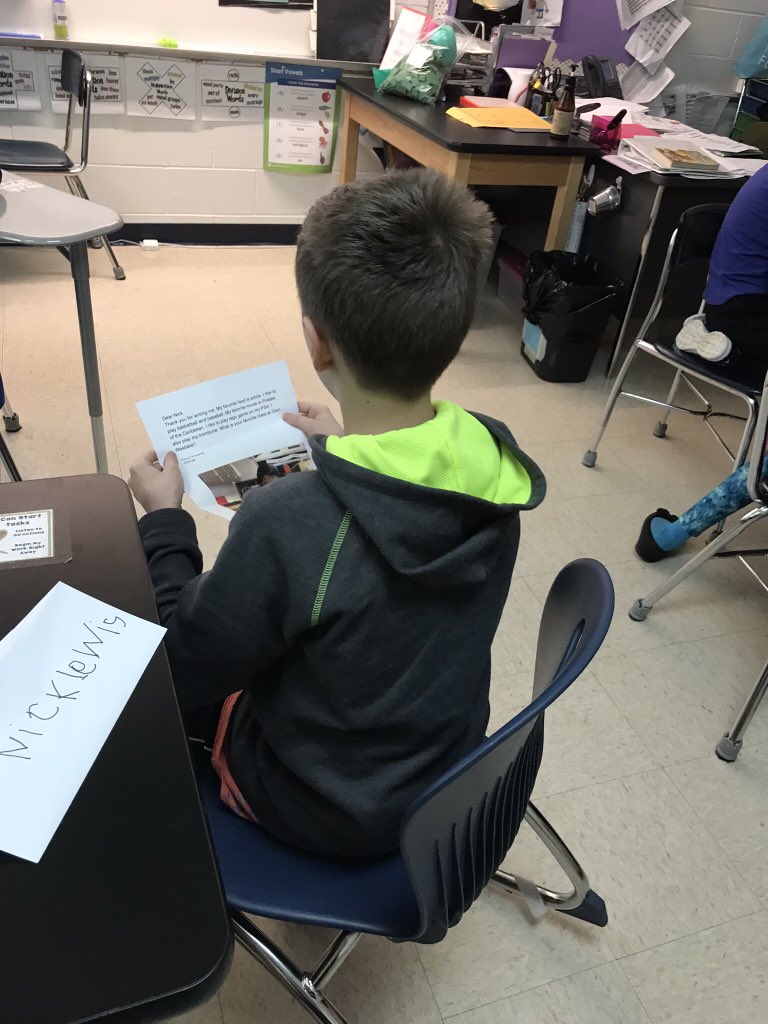 Jblake1228's tweet photo. My students were so excited to get their postcards back from their 5th grade pen pals! It’s been fun for me to get to know our incoming students as well! We finished replying today and eventually will get to meet our pen pals in person. #gwms #weare44 https://t.co/cbRhxkKpZU