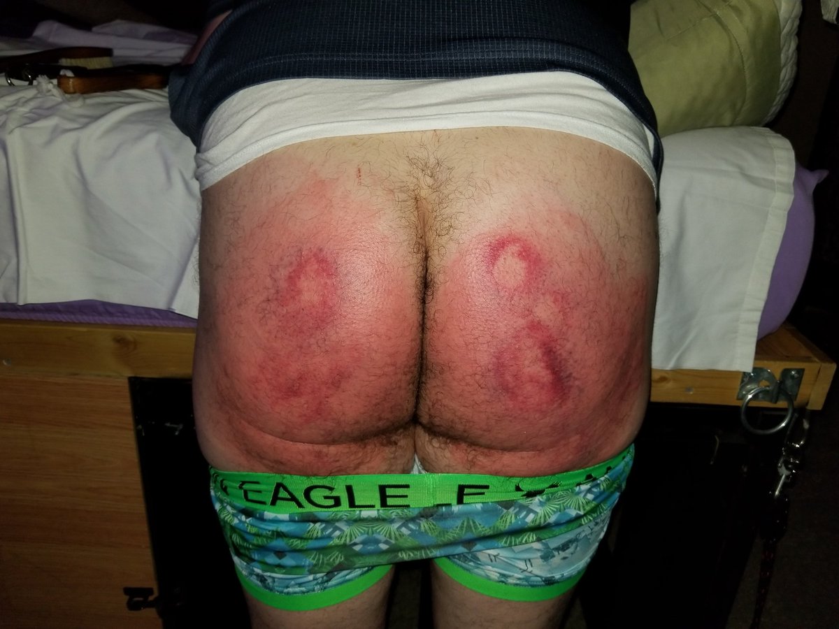 MisLydia's tweet photo. #spanking
#OTK
#Paddles
@hugs4spanks was naughty so he earned a #soundspanking https://t.co/jQ9QG7Retb
