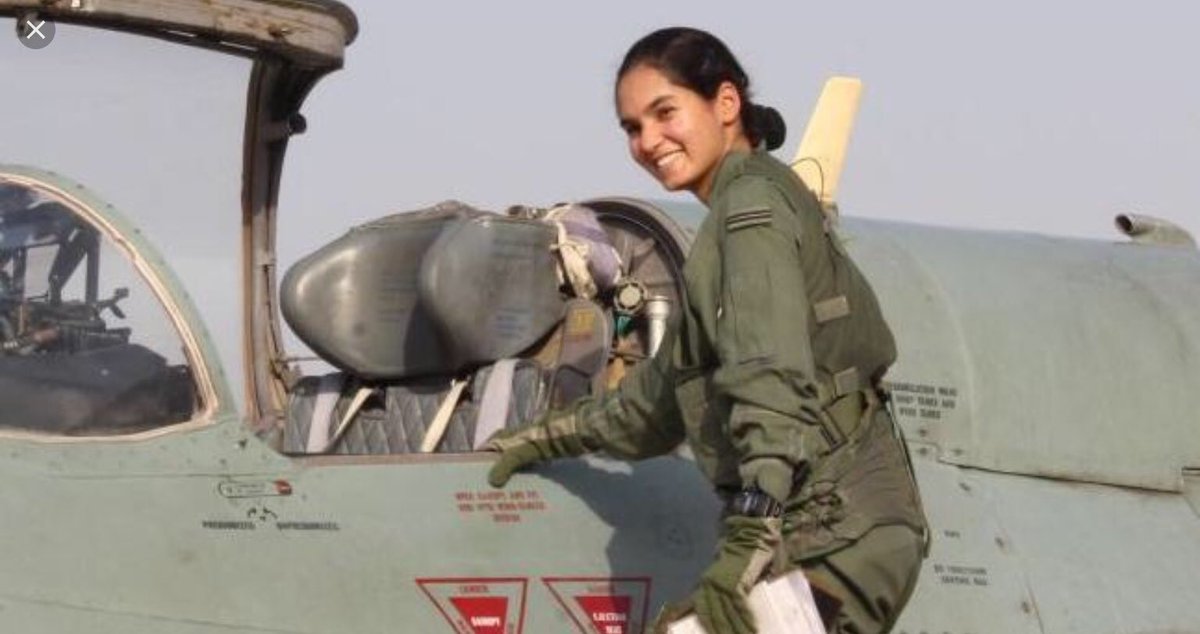 #FridayFeeling
#ImranKhanMarriage
#AvaniChaturvedi 
Pic1:They cut down the feathers n lock the ambitions
Pic2:We give the open sky to fly high 

This is true #WomenEmpowerment