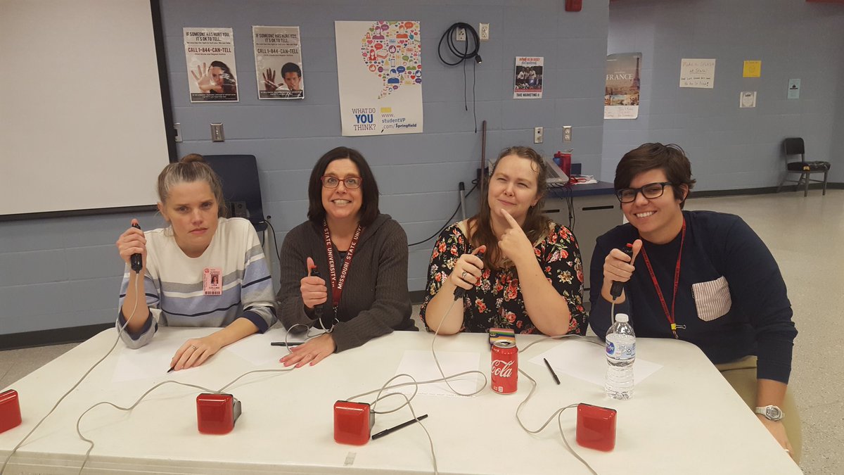 GHS_ScienceTeam's tweet photo. GHS academic team vs faculty Trivia night. @ngcauldwell https://t.co/xxkaSYROR0