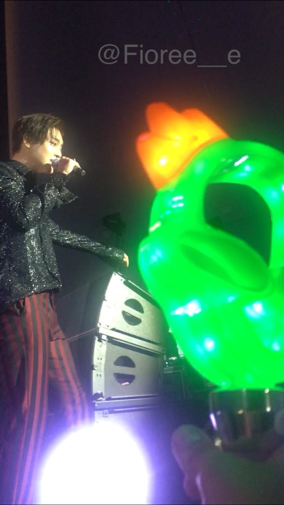 Fioree__e's tweet photo. #HazeInChile 
#KimHyunJoongEnChile 

The best day of my life😍💚 https://t.co/AHGytgtC2B