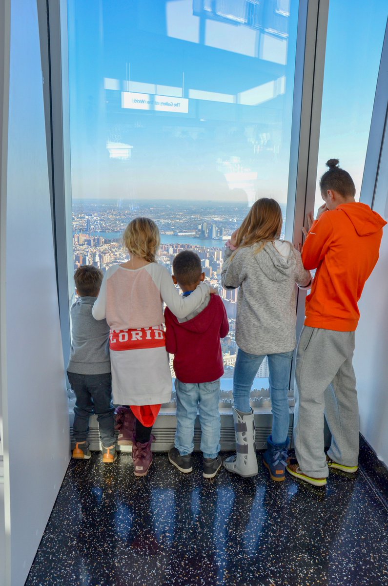 TravNeighbor's tweet image. Who's been to the top of the One World Observatory @OneWorldNYC ? It's such a great NYC experience, especially with kids! 

#nyctrip #nycwithkids #oneworldobservatory

travelingneighbor.com/2018/02/12/see…