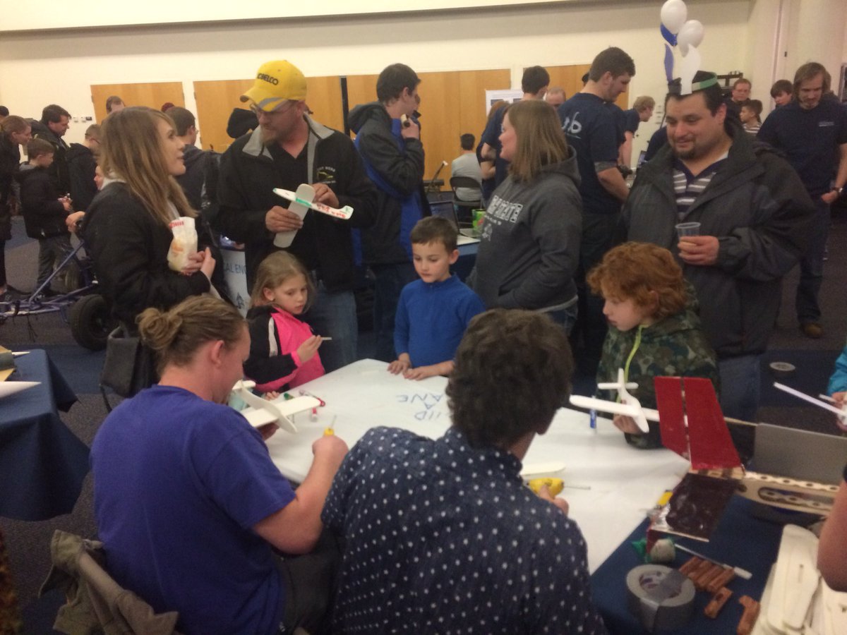 DBFusu's tweet photo. Community Night was a big success! The kids had fun making foam airplanes!
#AIAA #USUAggies #EngineersWeek https://t.co/JlxMGpDl2T