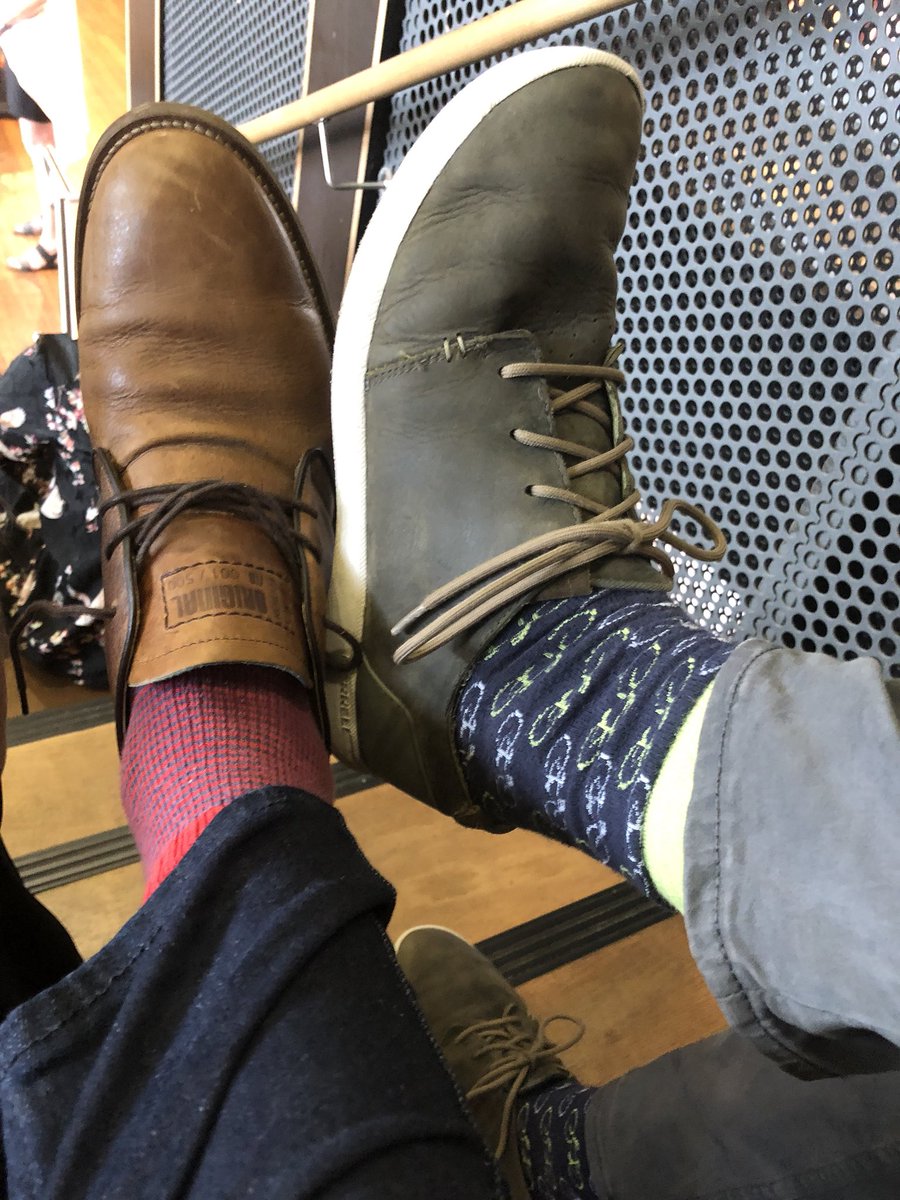 salterator's tweet photo. Great to spend some time with my conference-socks buddy @ChrisBradbeer #Talkingspaces8 https://t.co/M6lT7Hl53o