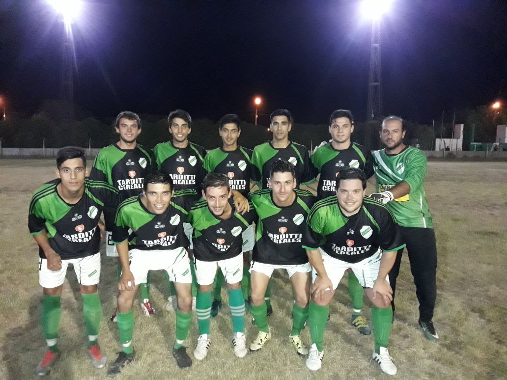 SportivoUnion's tweet photo. #Amistoso | #SpUnion goleó por 5 a 1 a #RiverBv en su primera presentación del año. Goles
 (C.Novara, B. Córdoba, J.Montoya, M. Ladrón de Guevara, G. Rodríguez)

#VamosLagarto 💚🐊 https://t.co/YtozX1aJHI