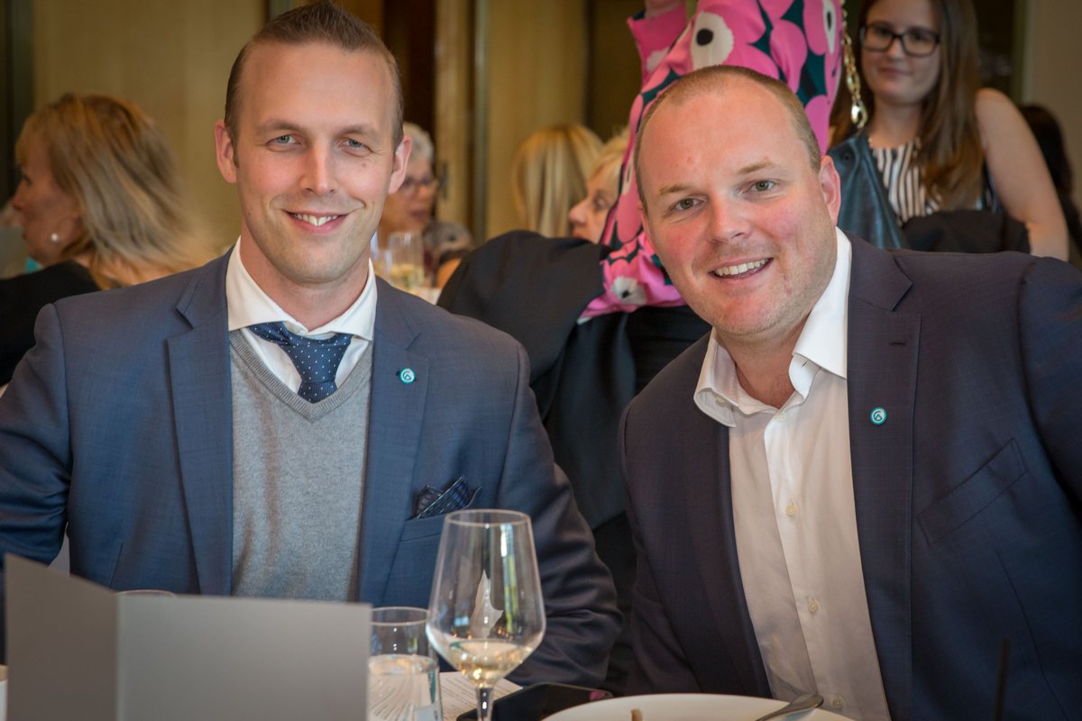 OvarianCancerOz's tweet photo. We're so proud to partner with @Wynstan to raise awareness of ovarian cancer, and funds to supporting Australians affected by the disease.
📸 Michael and Iain from Wynstan at our #TealRibbon Luncheon to mark #OCAM2018 https://t.co/MmOkM6wVY2