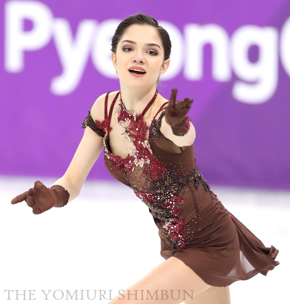 フィギュア スケート #女子フリー の演技に臨む #メドベージェワ 選手