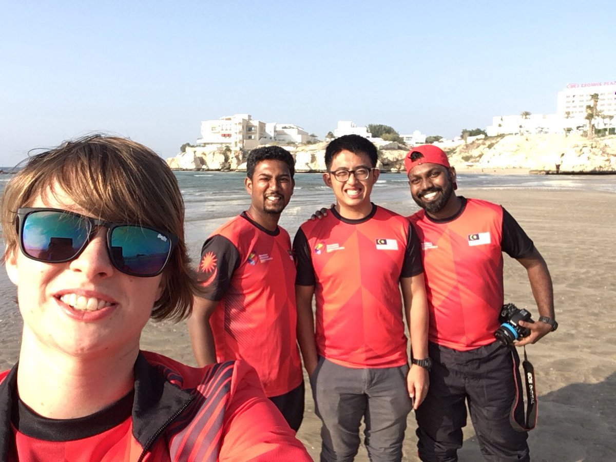 Rach061992's tweet photo. An amazing few days in Muscat at Beaconhouse International Student Convention. Students displayed determination and sportsmanship TIL the end. They bagged medals and motivated me to commit myself more to their training. From your teachers.....Great job team Malaysia #BISC2018 https://t.co/0DvYJaO0EL