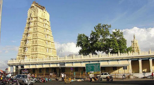 NewsNirantara's tweet photo. #ಚಾಮುಂಡಿಬೆಟ್ಟ'ಕ್ಕೆ ಭಕ್ತರ ಸಂಖ್ಯೆ ಹೆಚ್ಚಳ: ಊಟದ ಜೊತೆಗೆ ಬೆಳಿಗ್ಗೆ, ಸಂಜೆ ಉಪಹಾರ, ಹೊಸ ಮೆನು ಜಾರಿ - https://t.co/QcVMbkukKE

#News #Kannada #Mysuru #ChamundiHilla @DC_Mysuru https://t.co/cWTjs1POHo