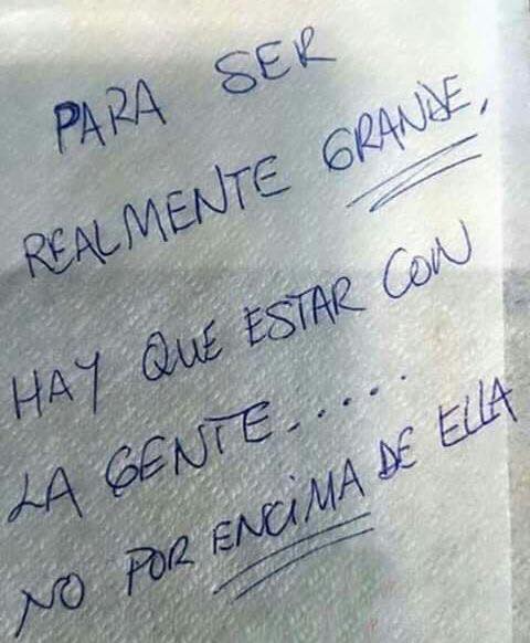rafjuan's tweet photo. Cada vez que subas un escalón de triunfo, sube dos de humildad!! #FelizViernes #FelizFinde #BuenosDias #BuenosDiasATodos #23Feb #23F https://t.co/gn63blFMRu