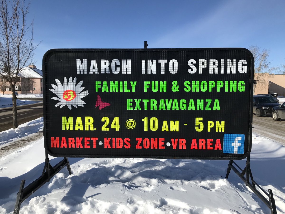 March into #spring! #Devon #familyfun #VR #shopping #market