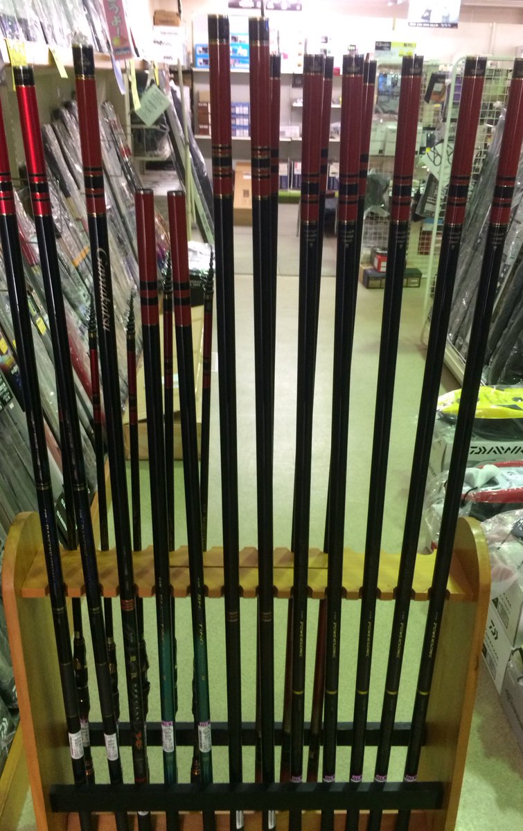 ワタベ釣具店 24日 土 25日 日 鮎竿新製品展示受注会 ダイワシマノがまかつ三社揃って展示しております また 鱗海マスターチューン マスターモデル2チヌも併せて展示しております