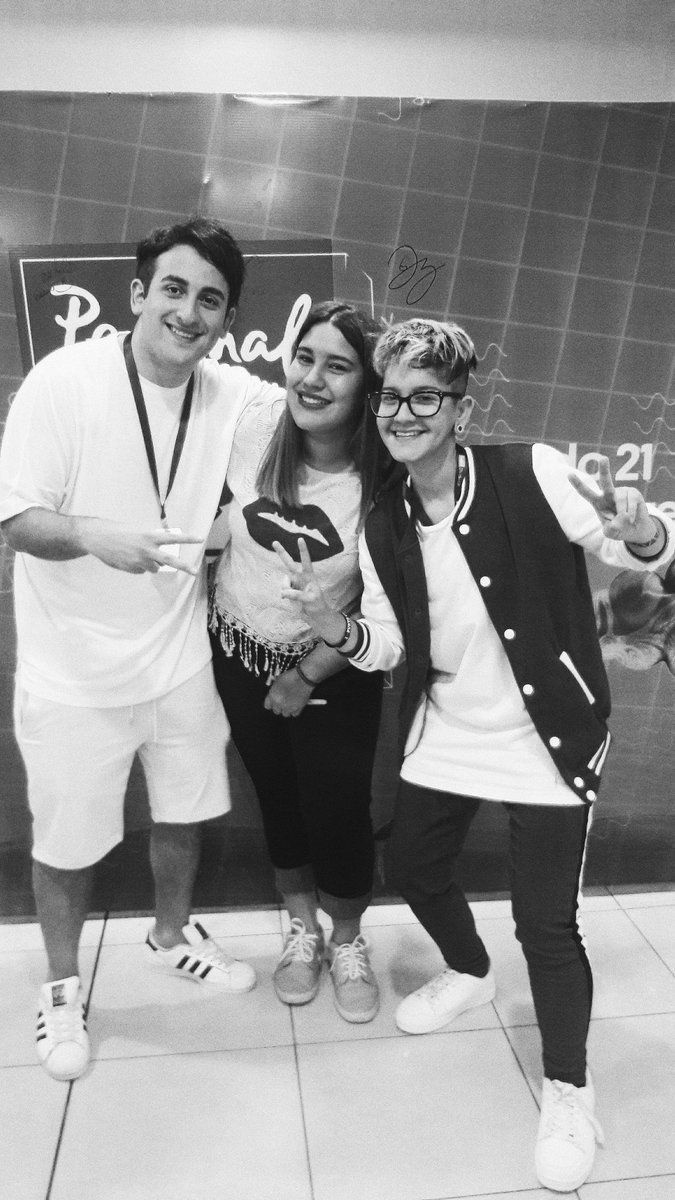 vicc_san's tweet photo. Feliz cumpleaños @Belen_Giimenez no te imaginas lo que sos para mi y lo que causas en MI,Te deseo todo lo mejor del mundo,nunca voy a olvídar tu abrazo, sos todo lo que esta bien en este mundo..Me faltan palabras para decirte que te amo❤
Paraguay te extraña. https://t.co/3moC7D7DK6