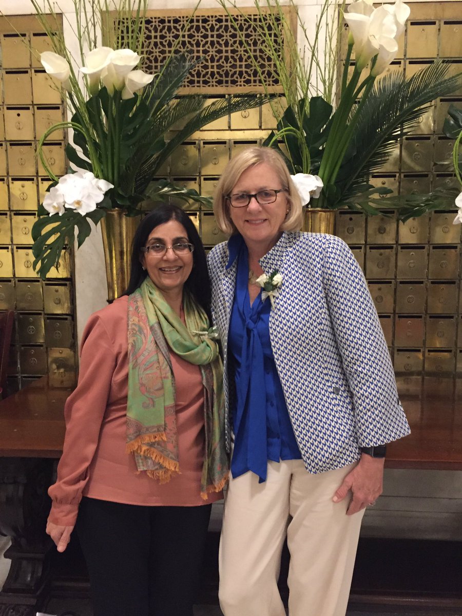 nisha_tandon's tweet photo. @ArtsEkta @cooperationirl @OneSmallStepNI @newbelfast @CllrMcAteer #20yearsofpeace Amazing conference #NewYork met lovely people who respect Equality and Diversity to move forward in Island of Ireland https://t.co/p8mKqOuQbi