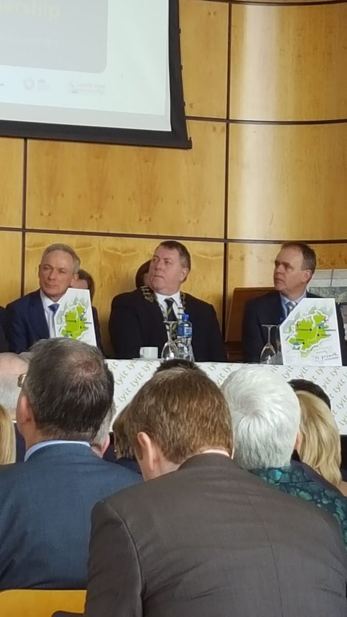 McHughJoeTD's tweet photo. Just at @LYIT now for the signing of the Memorandum of Understanding @RichardbrutonTD @Education_Ire @DonegalETB #CrossBorderEducation https://t.co/38IUui1Gpr