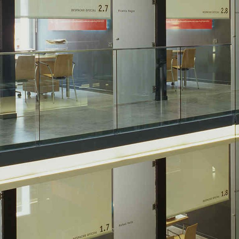 #Proyecto AF&amp;S Notarias | Cómo convertir un antiguo cine del centro de #Castellón en un espacio de oficinas 🎬
Comprueba el resultado en nuestra WEB  ⇒ rebrand.ly/oficinas-AFS-n…
#ProyectosOficinas #Arquitectura #architecture