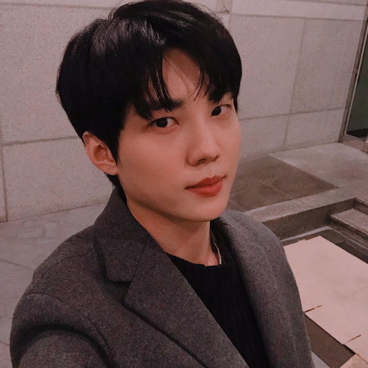 XENO_T_twt's tweet photo. [제로] 안녕하세요 제노티 제로 입니다
제노티 오피셜 첫 기념 셀카사진 투척입니다요📸 https://t.co/MUd7QaRAcj