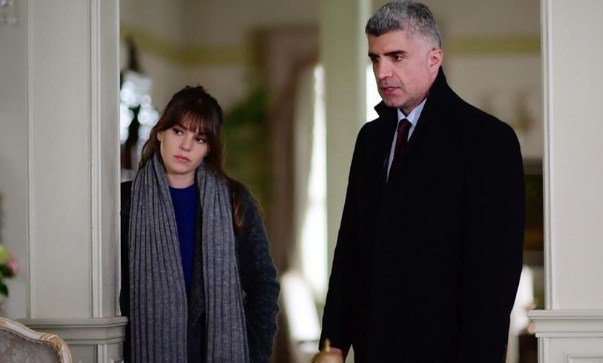 İstanbullu gelin 38.bölüm kıyafetleri
dizikiyafeti.com/istanbullu-gel…
#ozcandeniz #startv <a href="/startv/">STAR TV</a> <a href="/o3medya/">O3 Medya</a> #o3 #özcandeniz #ozcandeniz #o3medya <a href="/ozcandeniz/">Özcan Deniz</a> #istanbullu_gelin #dizi #yenidizi <a href="/aslienver/">Selin</a> #aslienver #عروس_اسطنبول #istgelintv #istgelinset #ipekbilgin #İstanbulluGelin