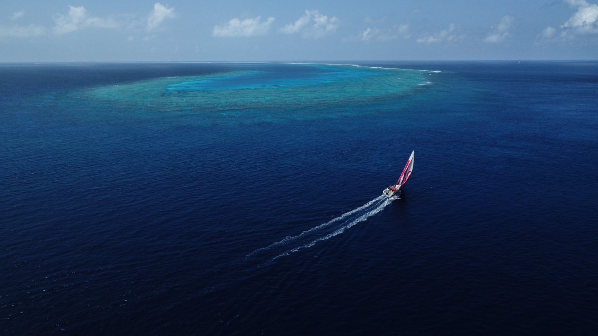 DongfengRacing's tweet photo. 😮 when you feel so lucky to be here! Amazing landscape near an atoll north of New Caledonia 🏝 This is the beauty of the @volvooceanrace https://t.co/kTnGuRUx67