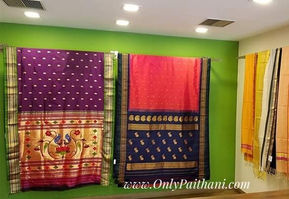 onlypaithani's tweet photo. #Baroda... do drop by at Trisha Gallery today for some exquisite Handlooms
Paithanis, Gadwals, Chanderis, Maheshwaris and more.
Contact: 9820516447/9833767750
https://t.co/w4Wtv06ba4
#onlypaithani #saree #vadodara #Vadodaradiaries #baroda #paithanicollection https://t.co/1yZGKooiZX