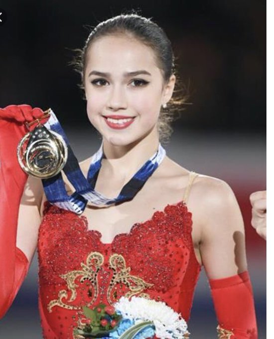辺見マリさんのジュエリーブランドMariDanaのダイヤモンドネックレス