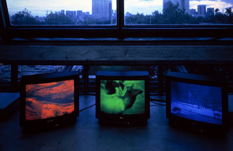 кинолента. кинематограф. реклама в интернете. Videos three. дэвид холл видеоарт.