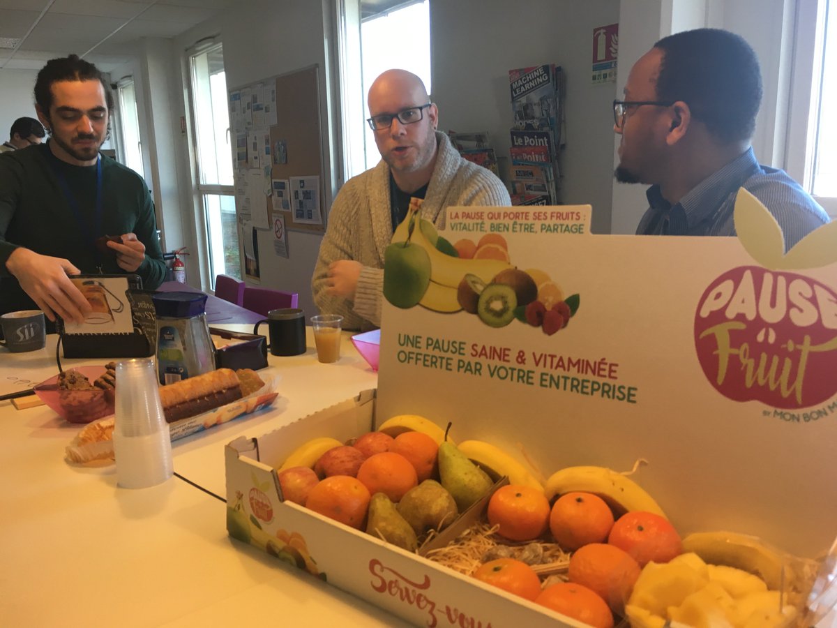 pausefruit tweet picture