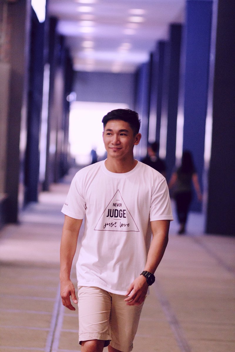 gentlerob's tweet photo. A lent collaboration with Disipulo tees. Maraming salamat po sa tiwala. 💓💓💓
📷 Arturo Lachenal
👕 DisipuloPH
#supportlocal #lent2018 #disipuloph #mtpmodelo #recomodels https://t.co/4RsYTLfG7I
