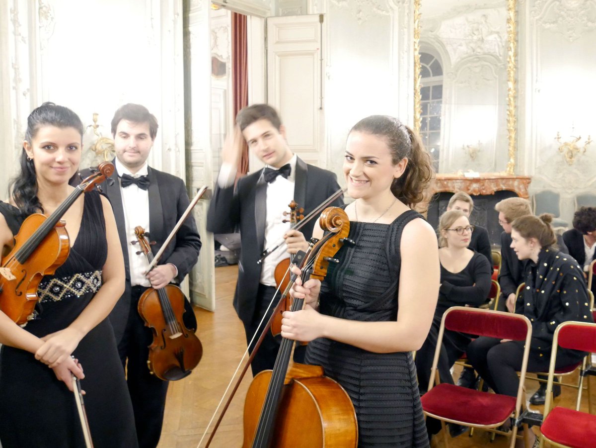 qguadagnini's tweet photo. Before a #concert in #Paris for #ProQuartet. What an #amazing place!

#quartettoguadagnini #qgtravels #stringquartet #jargarstrings https://t.co/YclixVdSHe