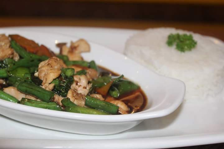 simplyasiazim's tweet photo. 🎤🎤So fresh and so green green🎤🎤
#Outkastmusings #HappyFriday #healthyeating #ThinkThai https://t.co/bSp6brRwyv