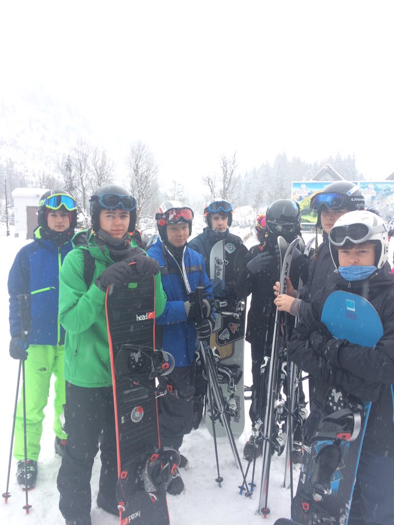 yggsgio2018's tweet photo. Dechrau diwrnod 6 ⛷❄️ https://t.co/kPnCD9qTnv
