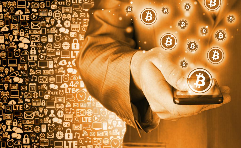 bitcointinent's tweet photo. چه کسی شبکه‌ی بیت‌کوین را کنترل می‌کند؟ 
هیچکس مالک شبکه بیت کوین نیست,رست همانطور که هیچکس صاحب تکنوژیی که در ورای ایمیل است، نیست. این کاربران بیت کوین در سراسر جهان هستند که آنرا کنترل می کنند. https://t.co/hEjrccIvuR