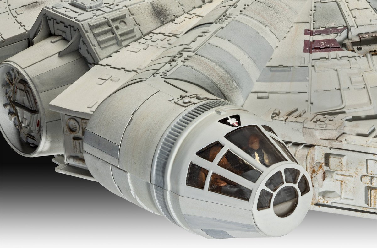 Revell UK tweet media