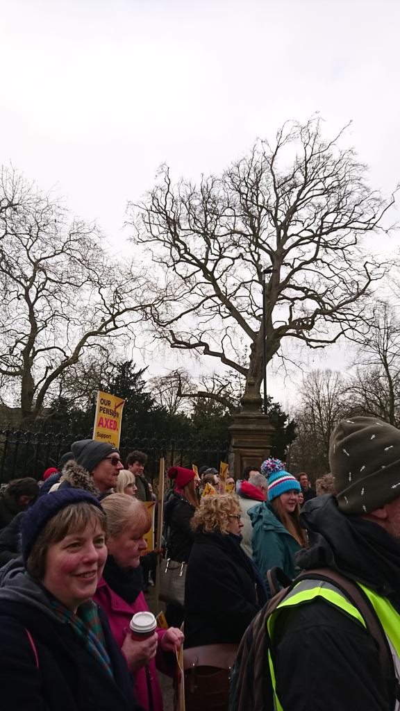 UcuYork's tweet photo. Day 2 #USSstrike #strikeforuss #ucustrike #UCU #ucuyork https://t.co/mhZuaMkqWR