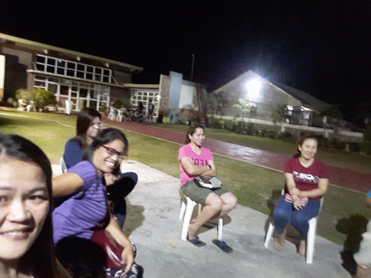 roxan_yumul's tweet image. groupie on cellgroup..
#jcfcm
#nicebackground