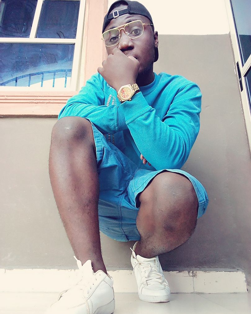 MarioIce4's tweet image. Carry_Go
    Say am gonna be eating the fruit of my labour anywhere the man go (Mango)