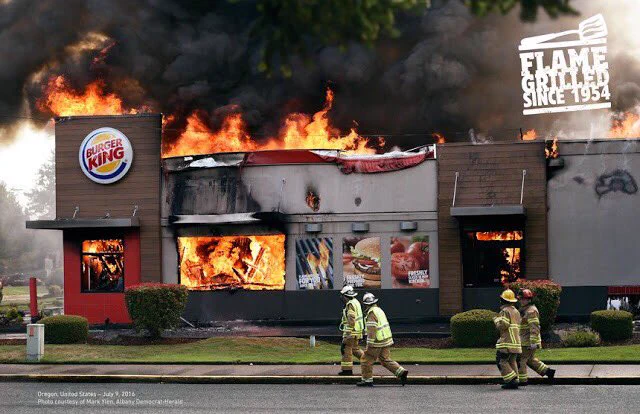 これが本当の炎上商法？海外のバーガーキングは店舗の火事の写真を広告にしているｗｗ