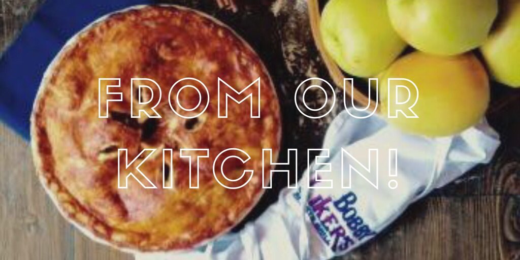 maplecakebakery's tweet photo. Have a wonderful weekend! #happybaking #applepie #canadianbaker #maplecakebakery #Codogno #inLombardia disponibile al @Bobby_Likers ❤️ #tortaamericana https://t.co/CcO9owtnql