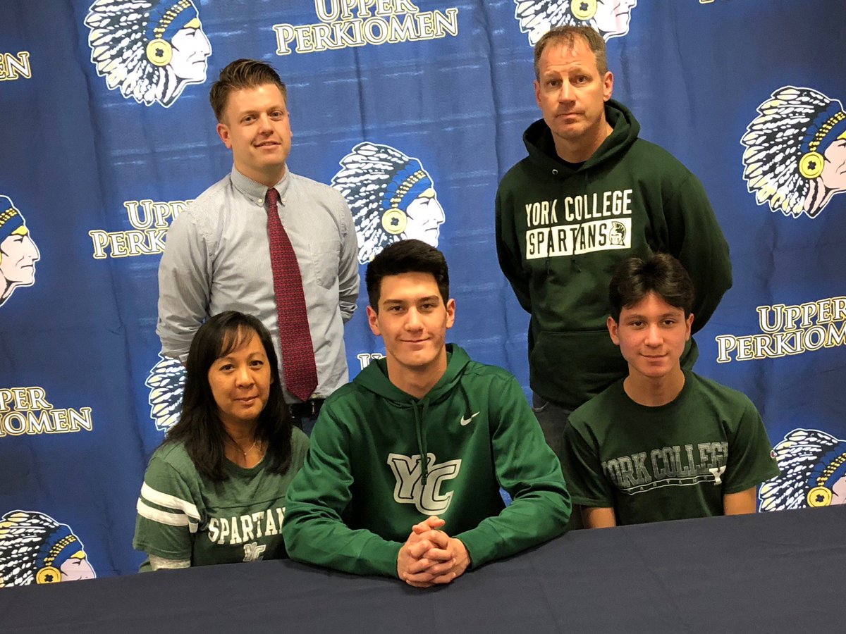 Congrats to Ryan Kendra who committed to play basketball at York College next year.  Congrats Ryan! @UPnewsteam