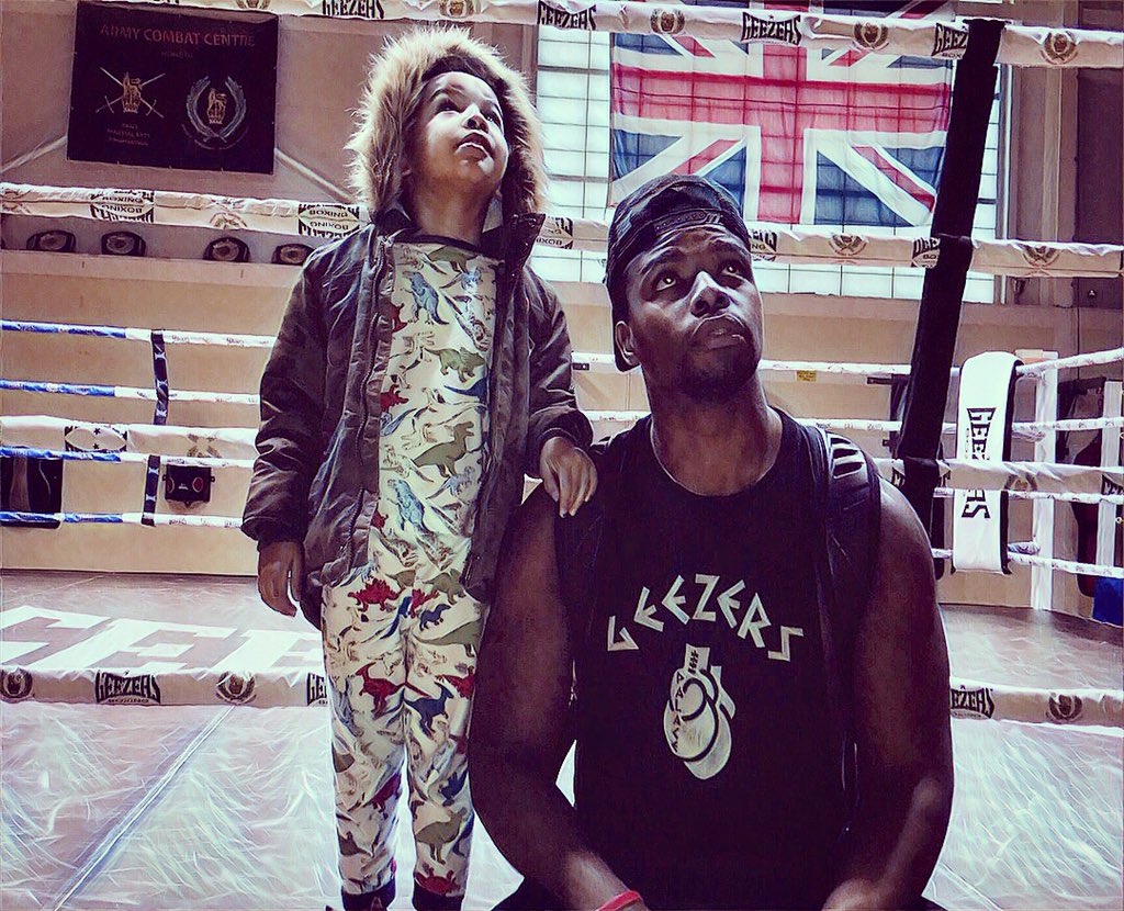 natty_lightsout's tweet photo. Taking your kid to work day for me

#Boxing #Boxer #ArmyBoxingTeam #TeamArmy #ArmySportsLottery #ArmySport #SoldierMagazine #FatherSonMoments #DaddyGang #Bonding #GeezersBoxing #BigInTheGame 💯🙌🏾🇬🇧👊🏾 https://t.co/Suh3Sbxqx5