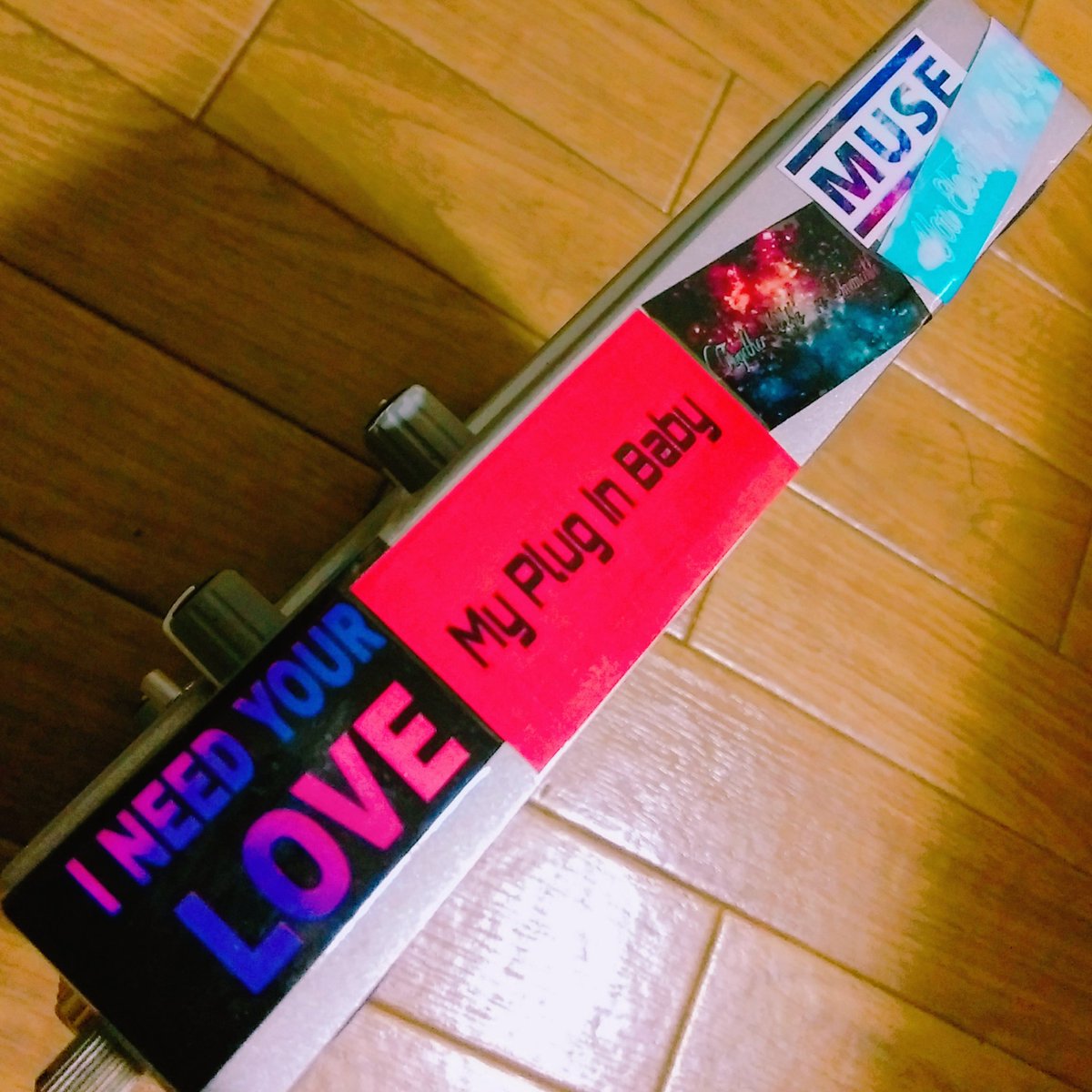 miyulilly's tweet image. カオスパッドのMUSE痛デコレーション、もう少しで完成しそう💗こんな感じで大丈夫かな～😂
#muse
#musenight
#kaosspad